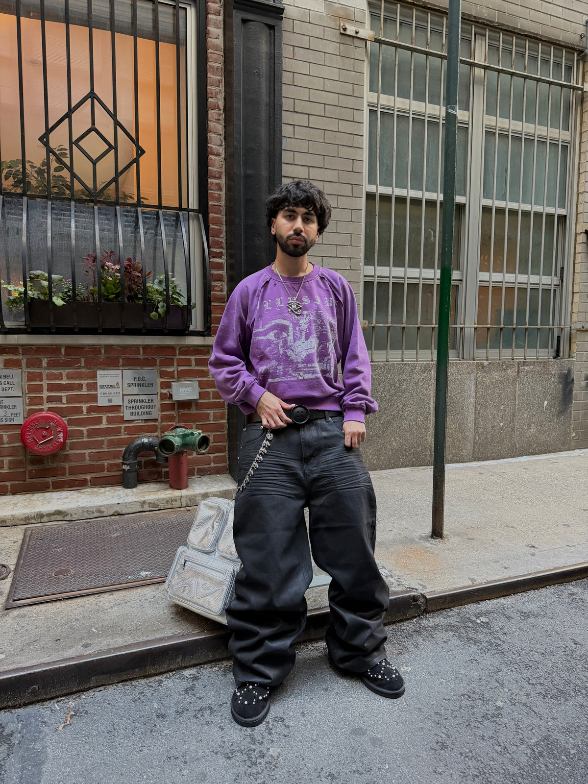 'Illusive Era' Cropped Crewneck - Purple