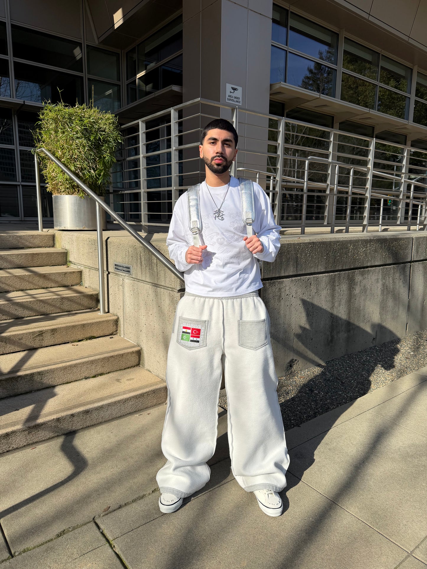 ‘Illusive Dynasty' Inside Out Sweatpants - Gray