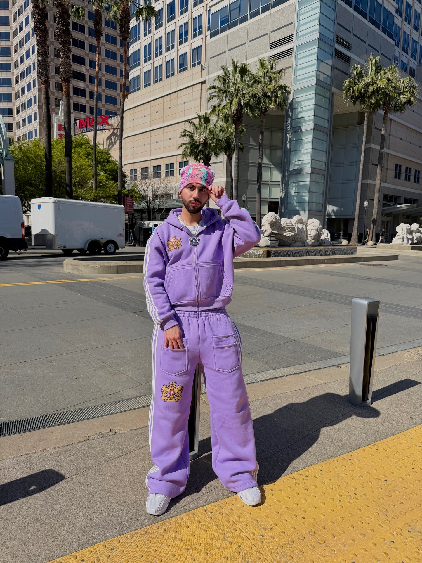 'Illusive Guardian' Sweatpants - Lavender